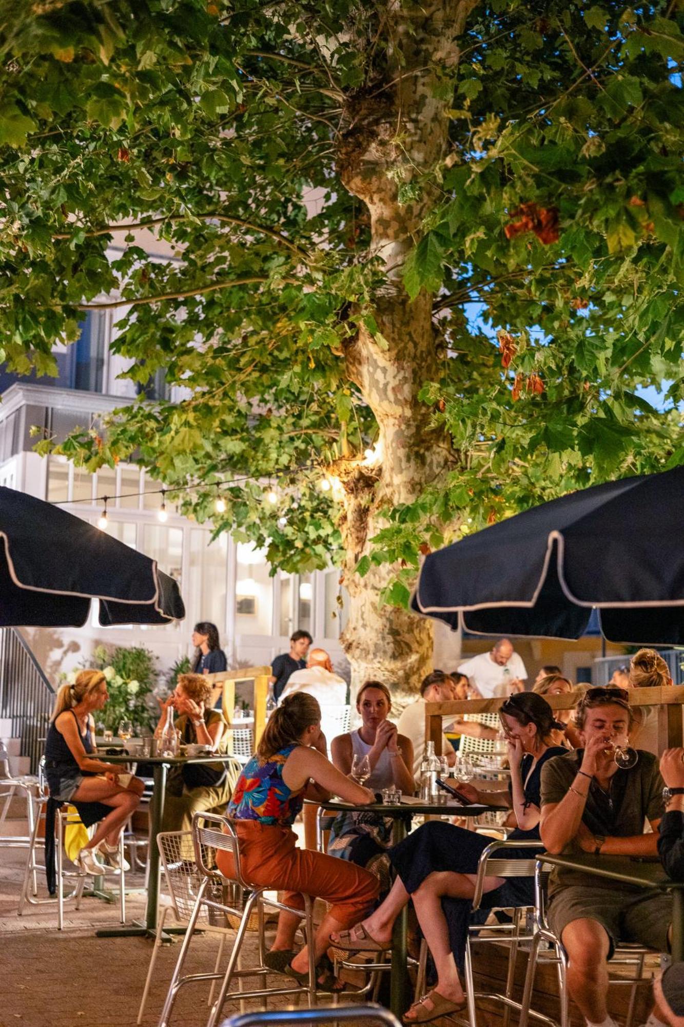 Alfred Hotels Les Halles Biarritz Exterior photo