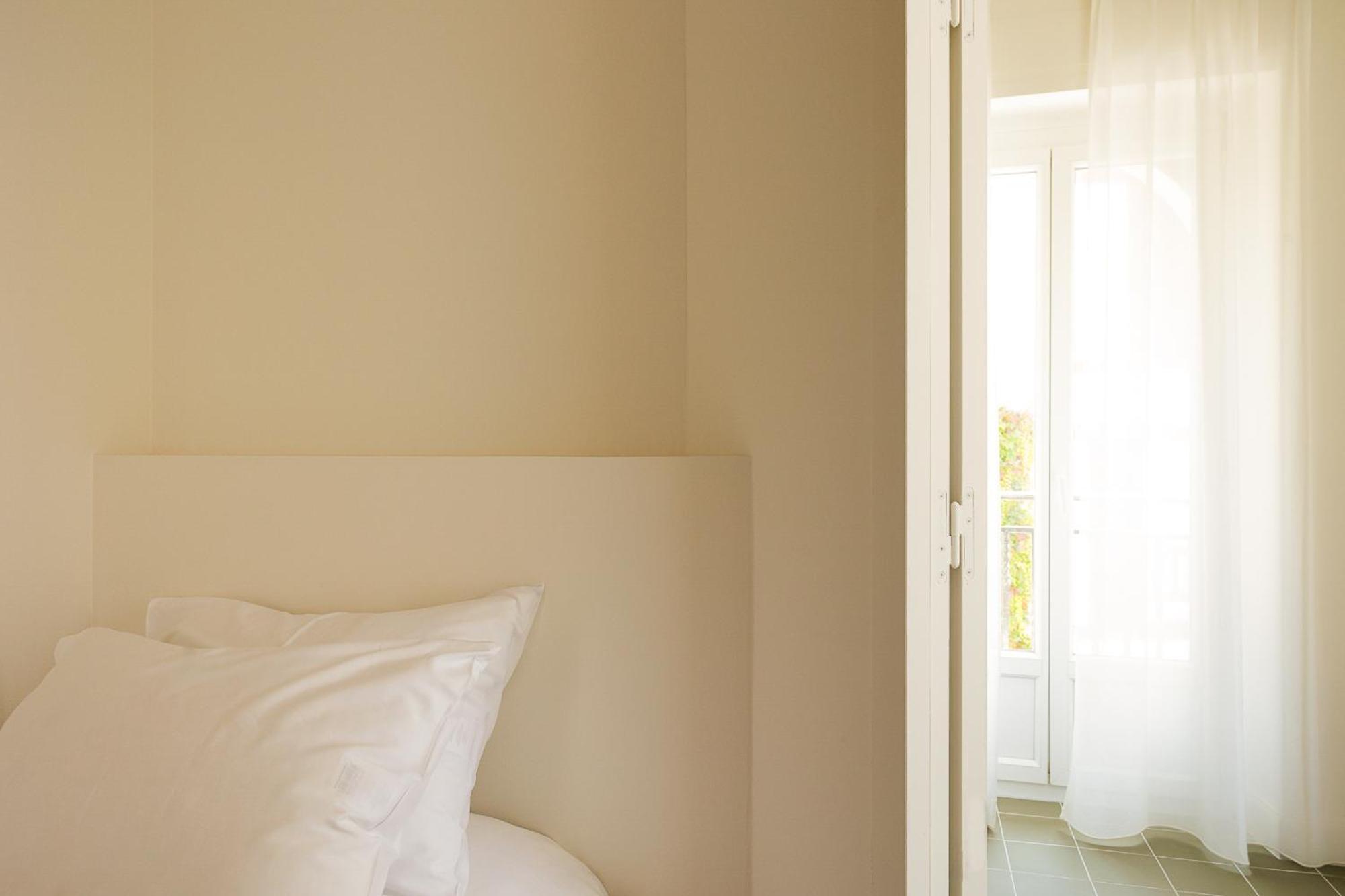 Alfred Hotels Les Halles Biarritz Exterior photo